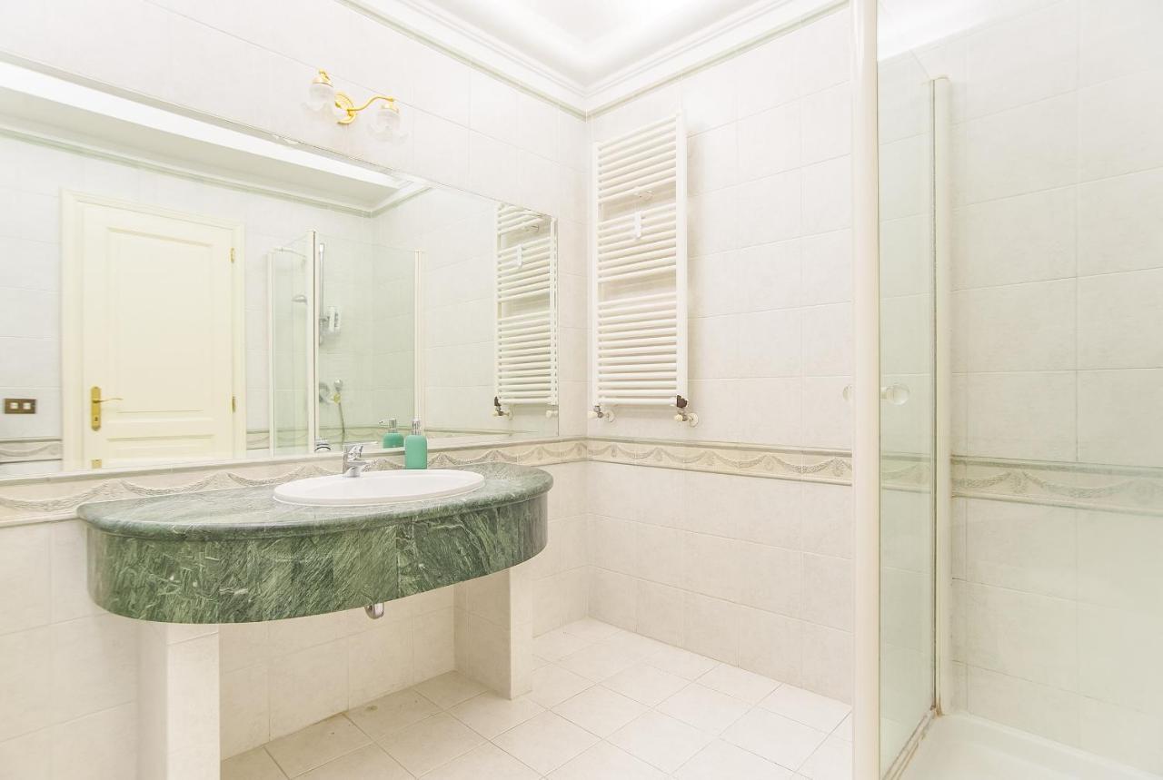 Eur Luminous And Large Family Terrace Apartment Ρώμη Εξωτερικό φωτογραφία